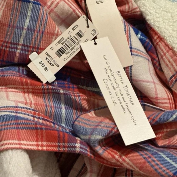 Victoria secret pajama top xs - Picture 3 of 4